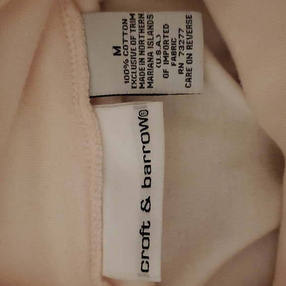 Croft & Barrow Bundle of 2 Tan Mock Stretch & Pink Turtlenecks - Size Medium - Picture 10 of 11